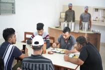 Rog Nidan Lab.JPG