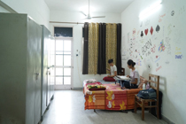 Rog Nidan Lab.JPG